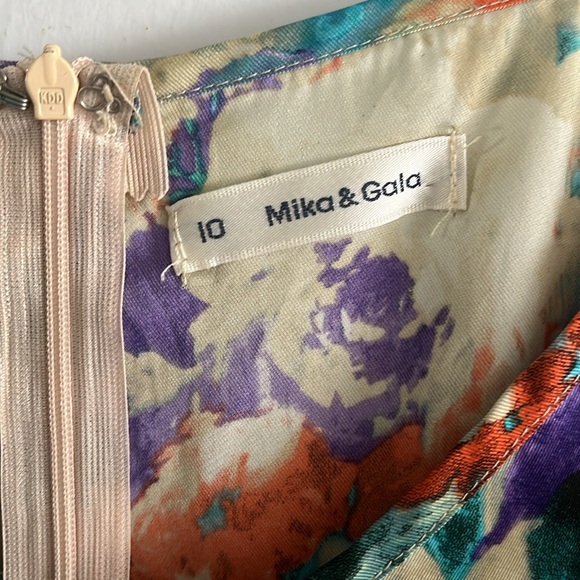 Flower pattern romper from LF - Picture 2 of 3